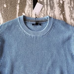 TAHARI Men's Crewneck Sweater New Size Medium